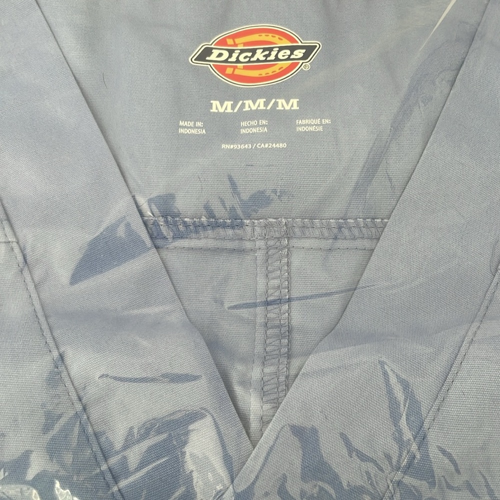 Dickies Scrub Top - Picture 3 of 4